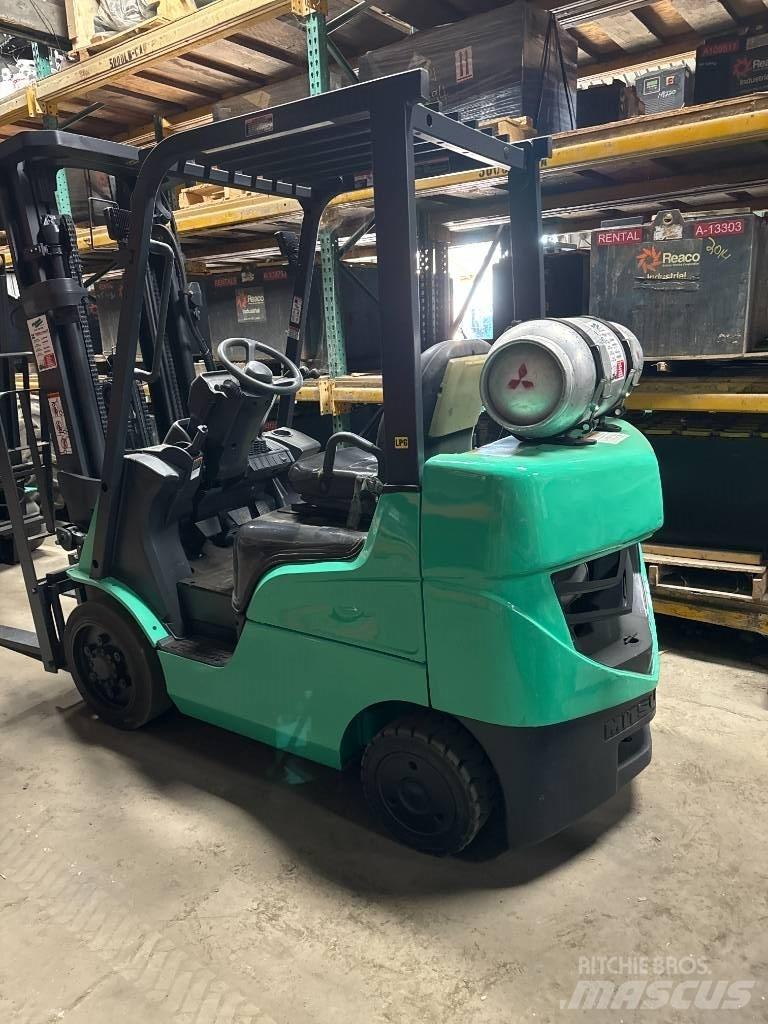 Mitsubishi FGC25N Strivuitoare-altele