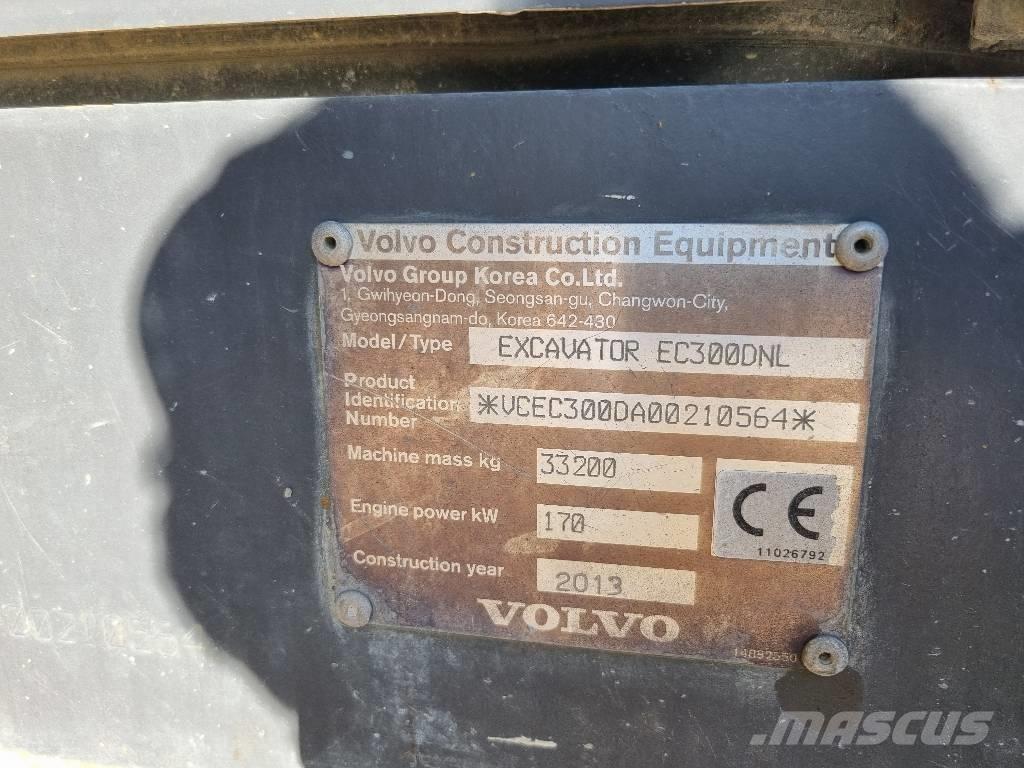 Volvo EC300DNL Excavatoare pe șenile
