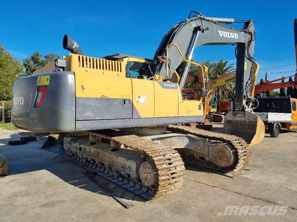 Volvo EC300DNL Excavatoare pe șenile
