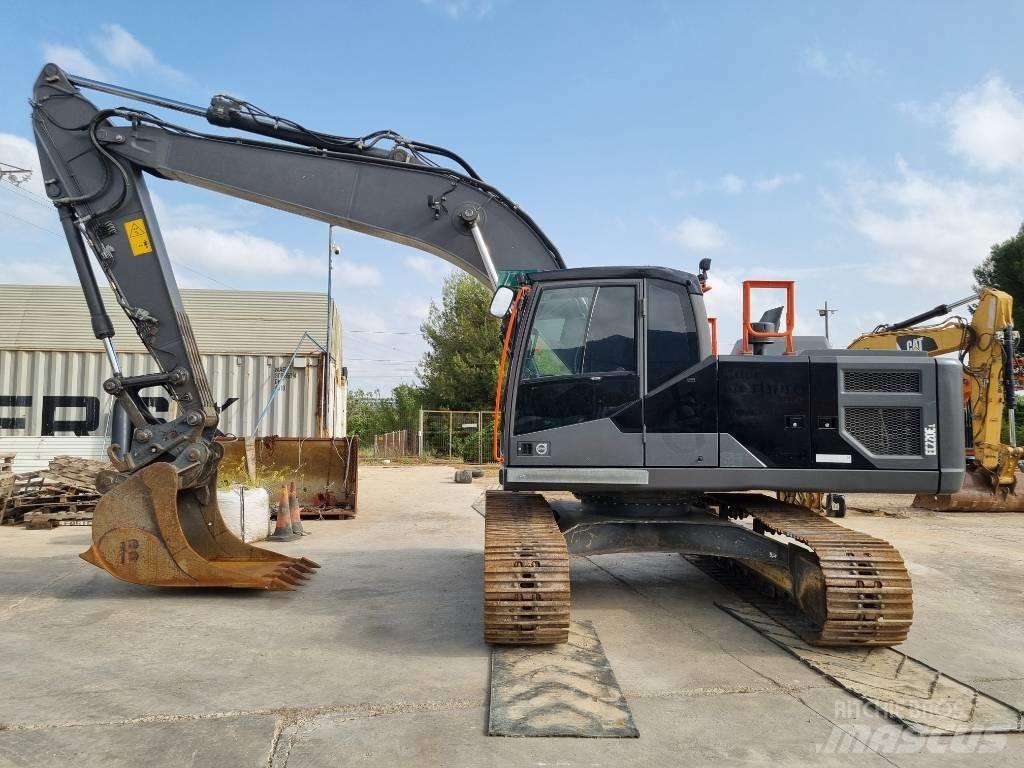 Volvo EC220EL Excavatoare pe șenile
