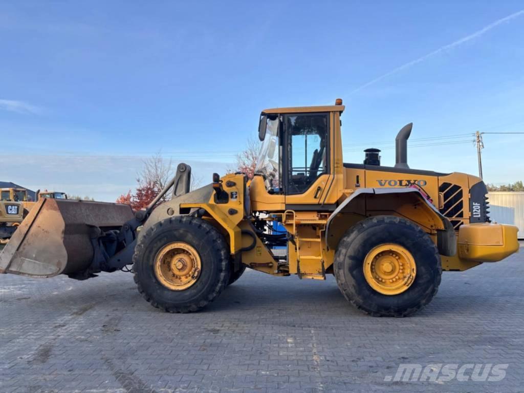 Volvo L 120 F Incarcator pe pneuri