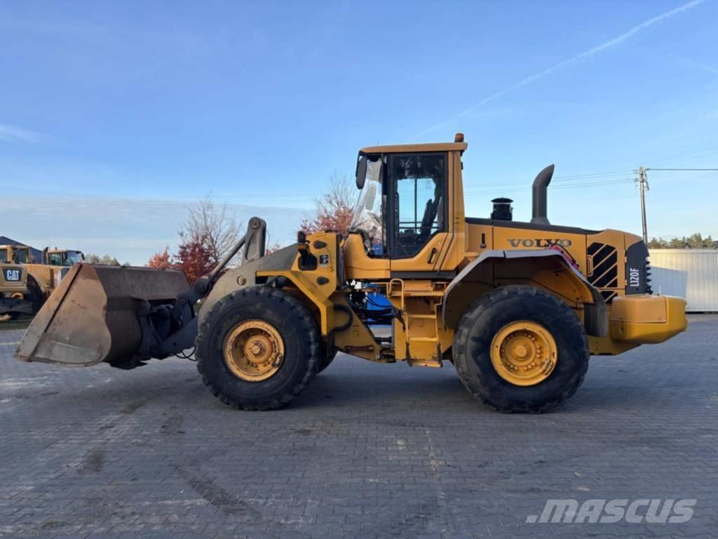 Volvo L 120 F Incarcator pe pneuri