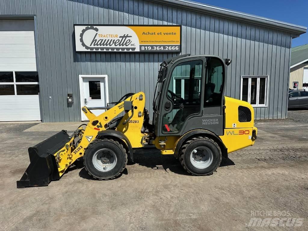 Wacker Neuson WL 30 Incarcator pe pneuri