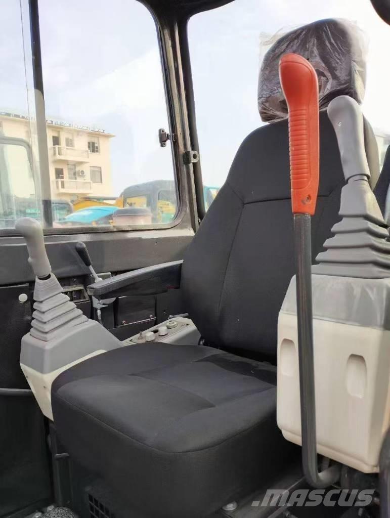 Doosan 55 Excavatoare pe șenile
