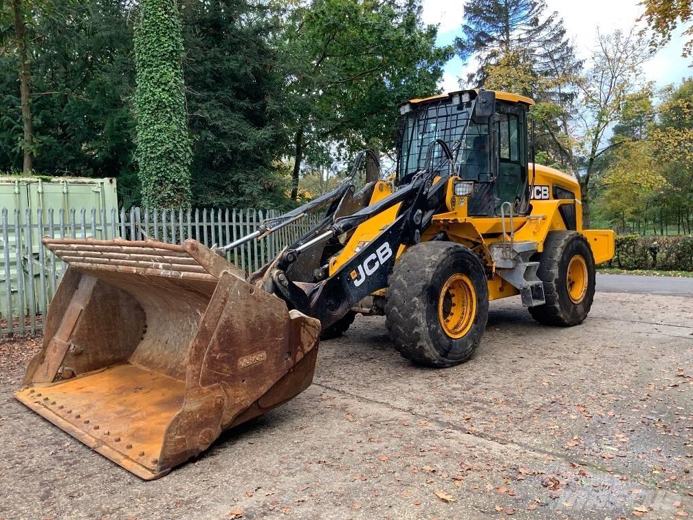 JCB 437 HT Incarcator pe pneuri