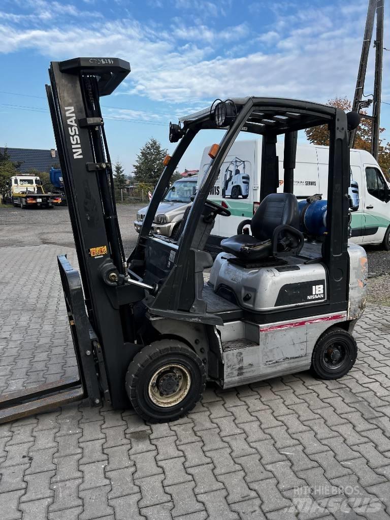 Nissan PD01A18PQ Stivuitor GPL