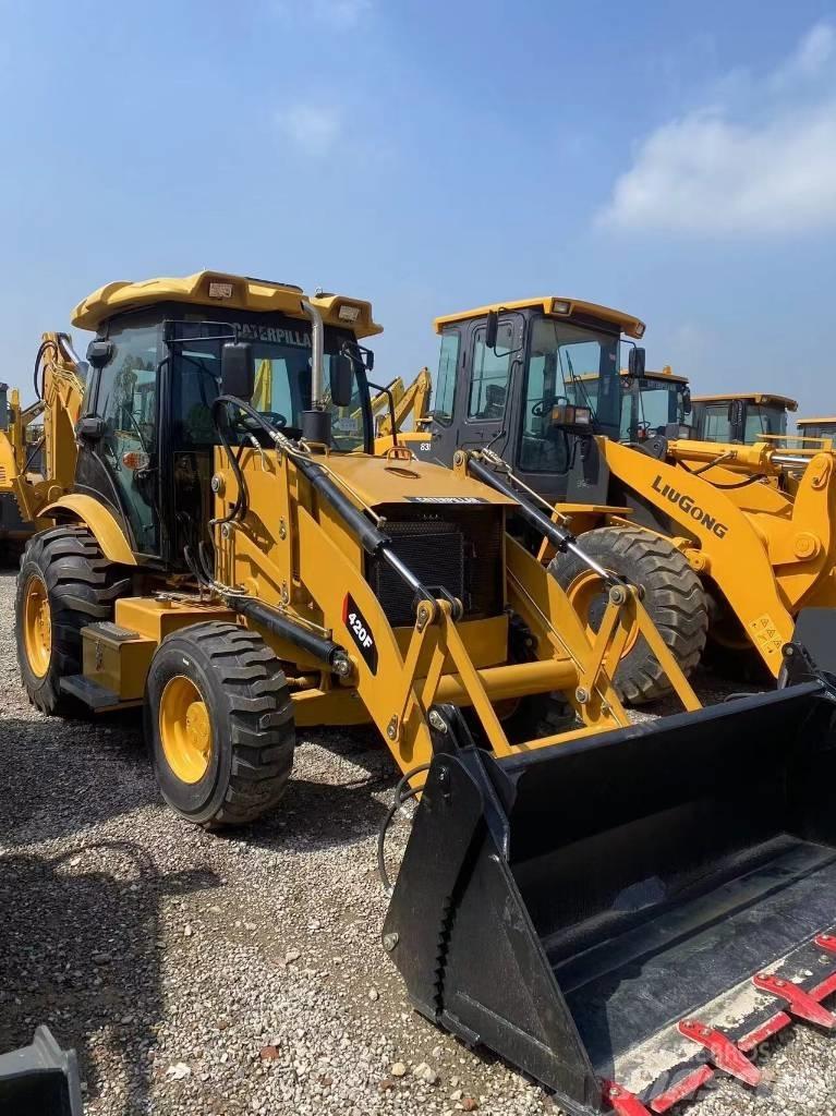 CAT 420F Buldoexcavatoare