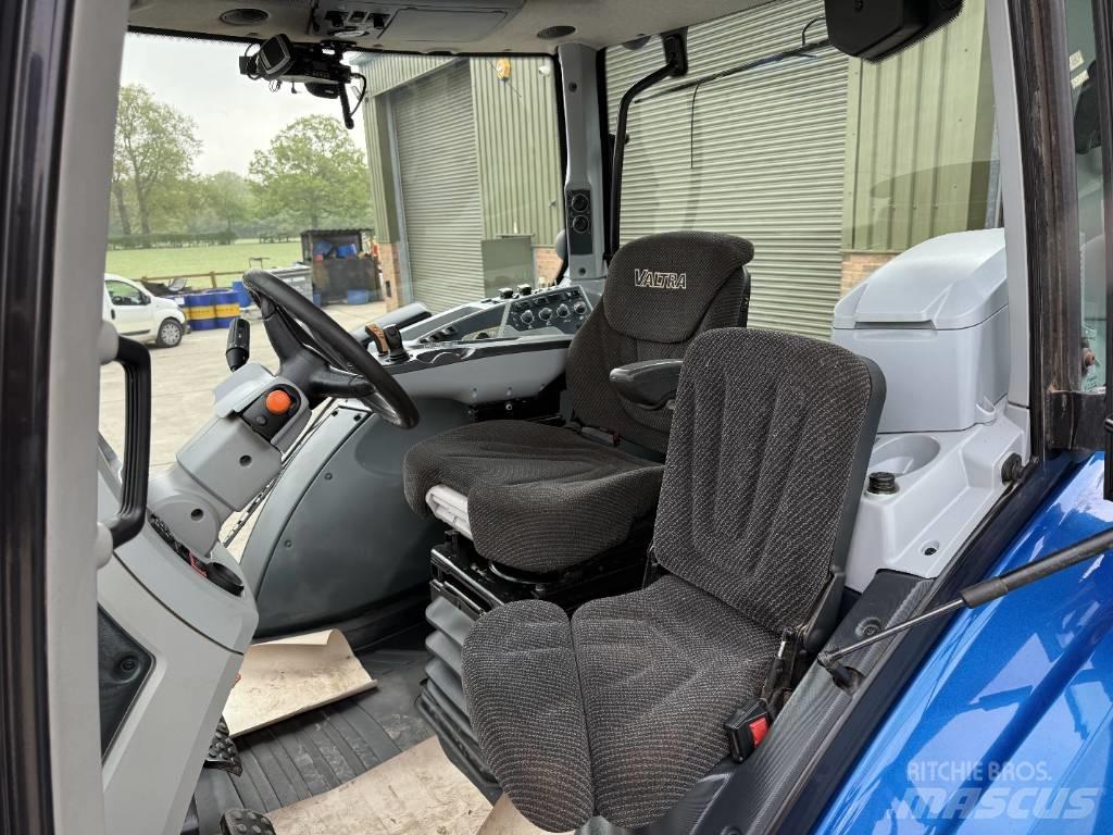 Valtra T 234 Versu Tractoare