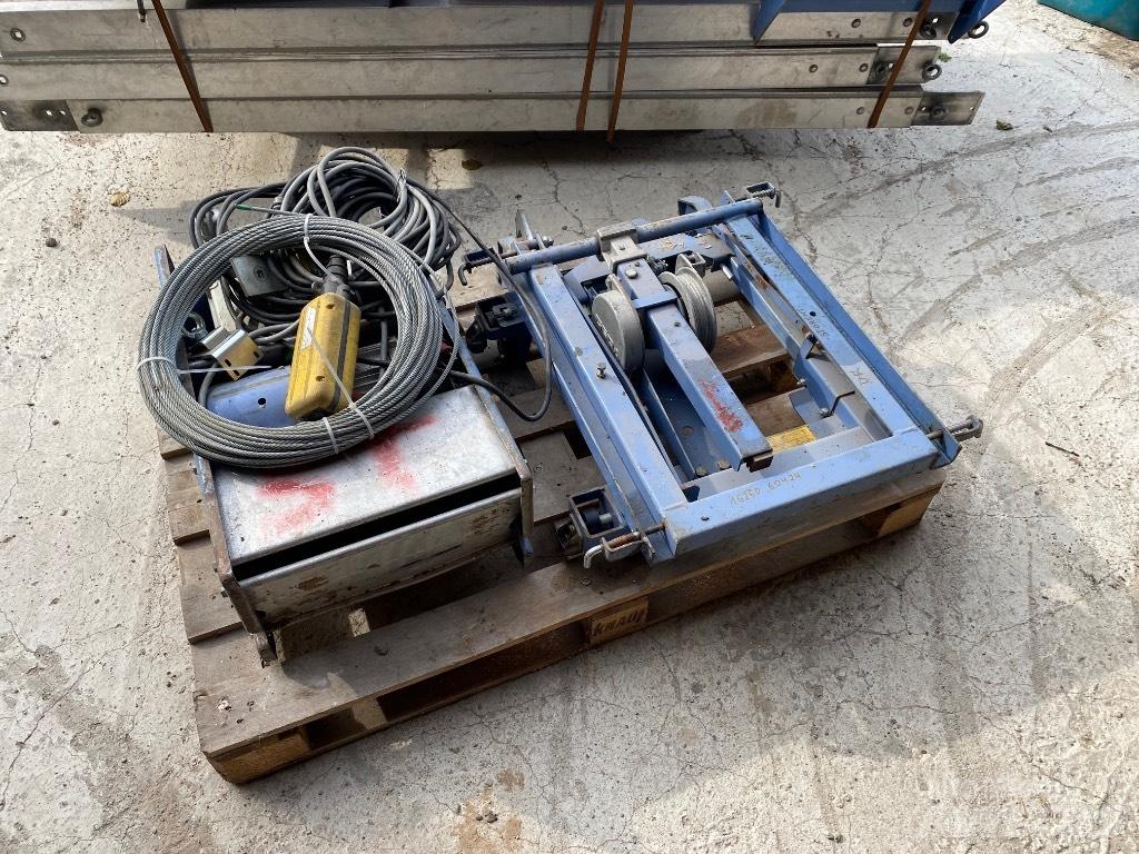 Geda Lift 250 Dispozitive de ridicare şi lifturi pentru materiale