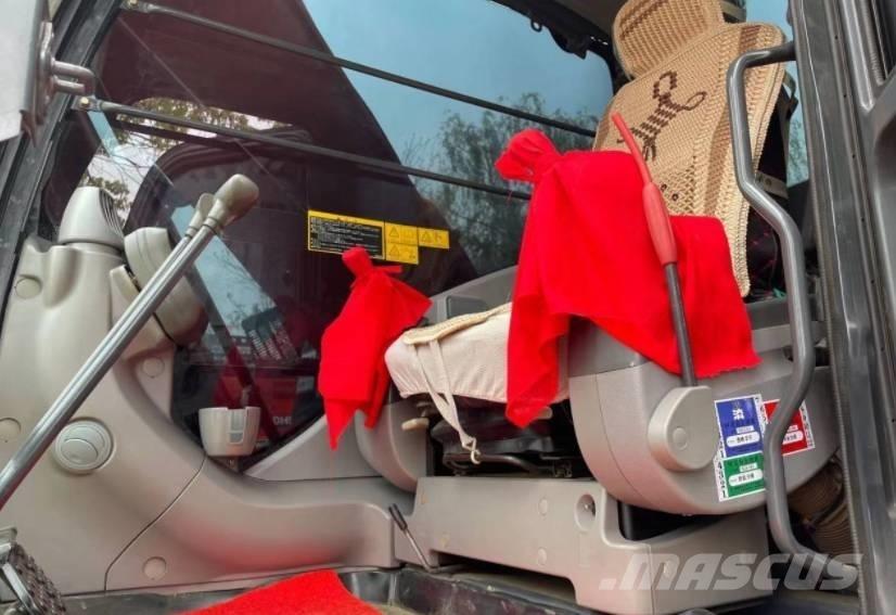 Hitachi 200-3 Excavatoare pe șenile
