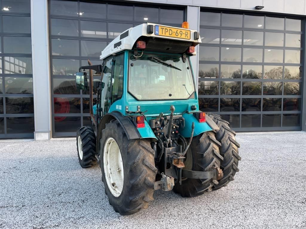 Fendt 208 F Tractoare