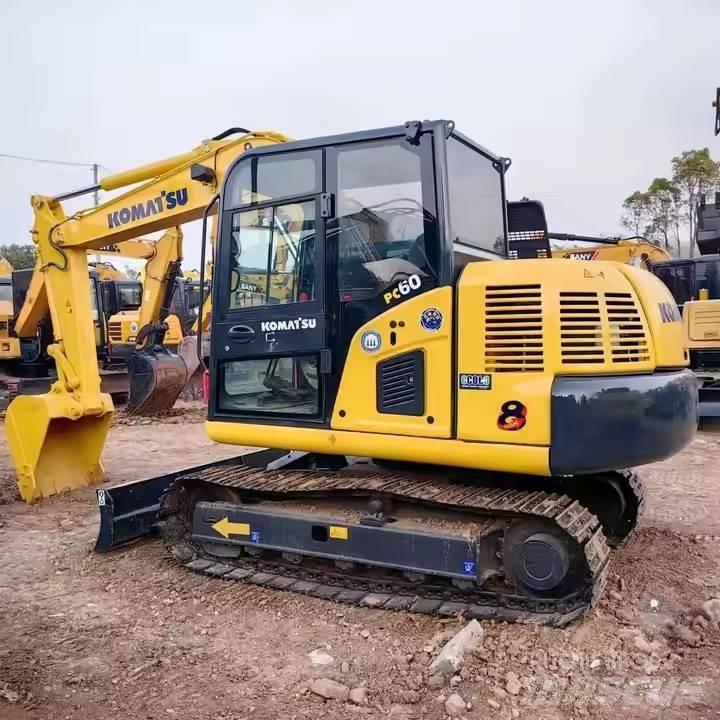 Komatsu PC60 Excavatoare pe șenile
