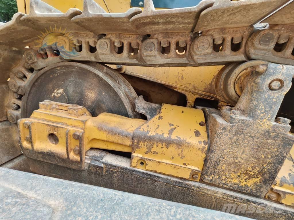 Shantui SD 22 Buldozere pe senile