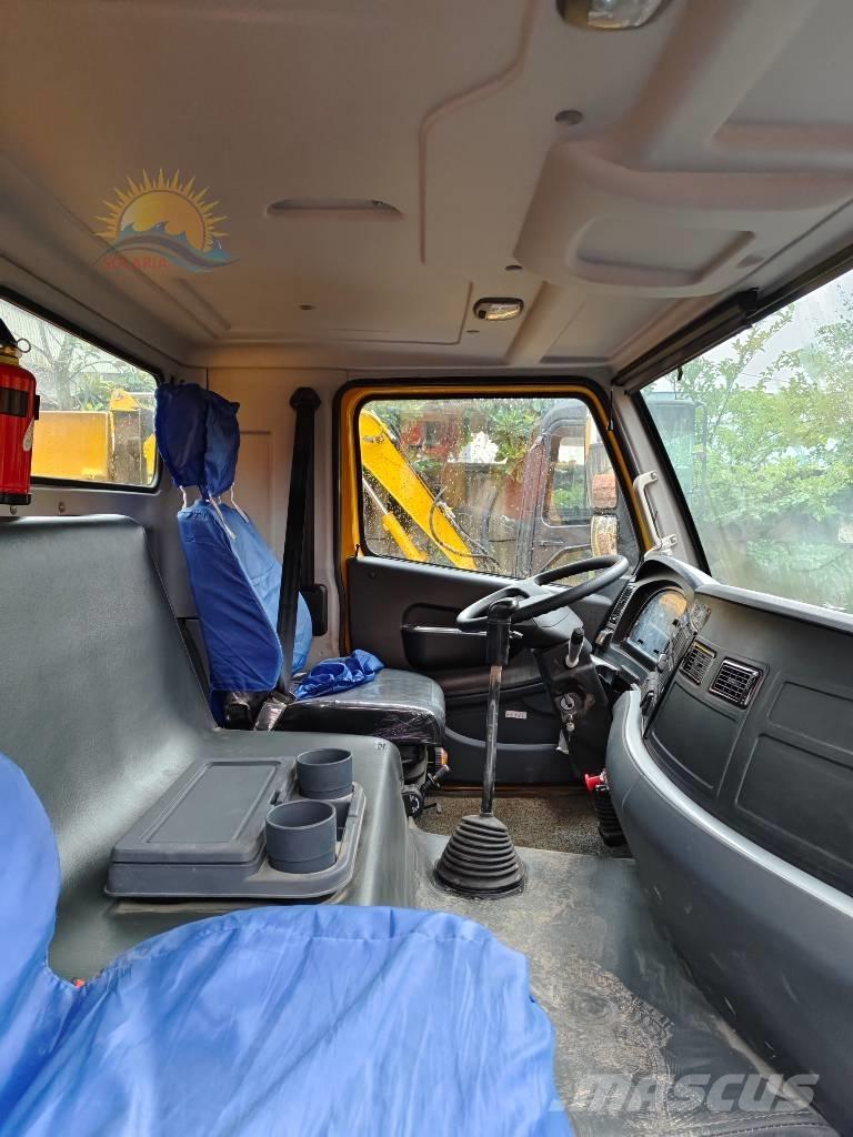 Shantui SD 22 Buldozere pe senile