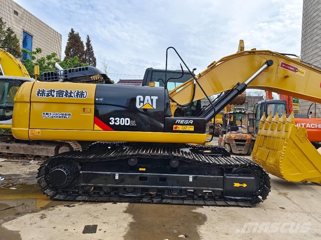 CAT 330 D2L Excavatoare pe șenile
