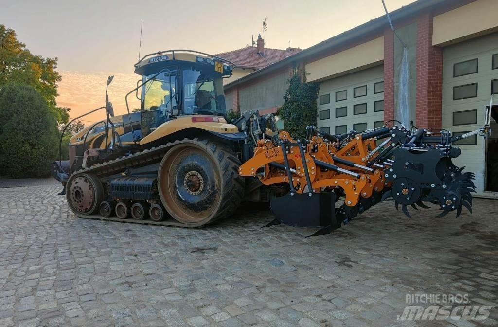 Challenger MT 875 E Tractoare