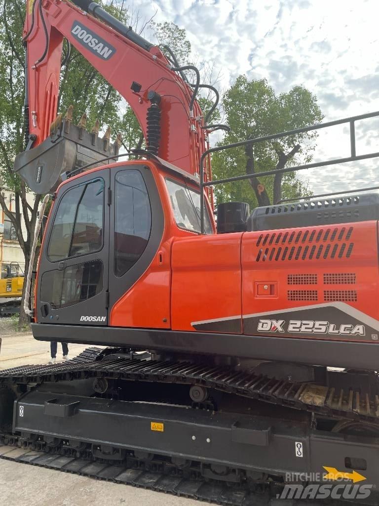 Doosan DX 225 Excavatoare 7t - 12t