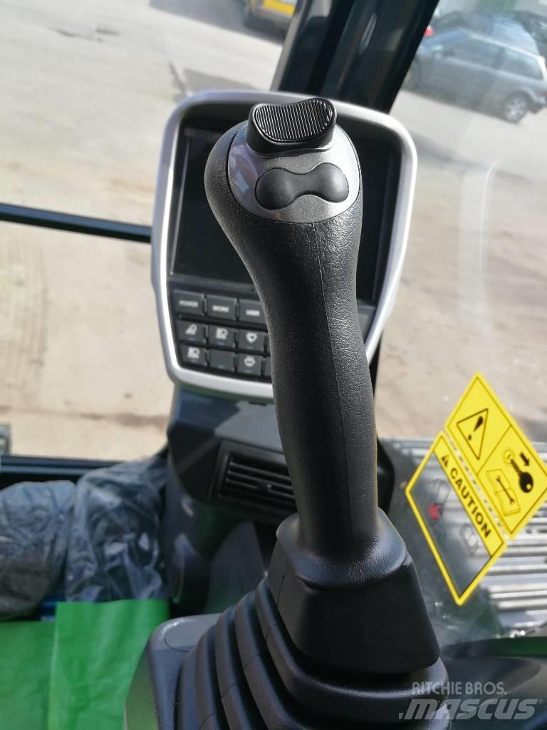 Hyundai HX140LC Excavatoare pe șenile
