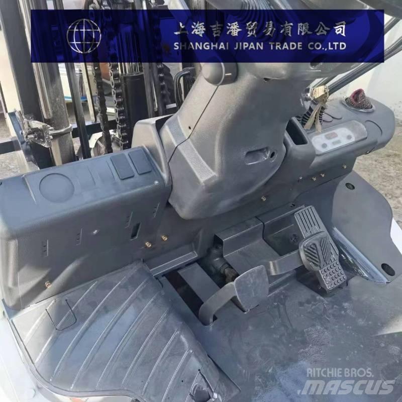 TCM FD 30 Stivuitor diesel