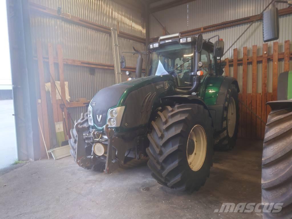 Valtra T 213 V Tractoare