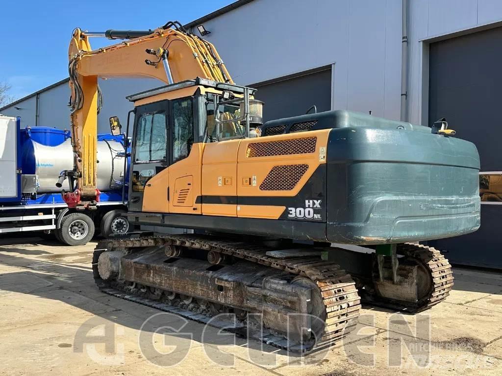 Hyundai HX300NL Excavatoare pe șenile
