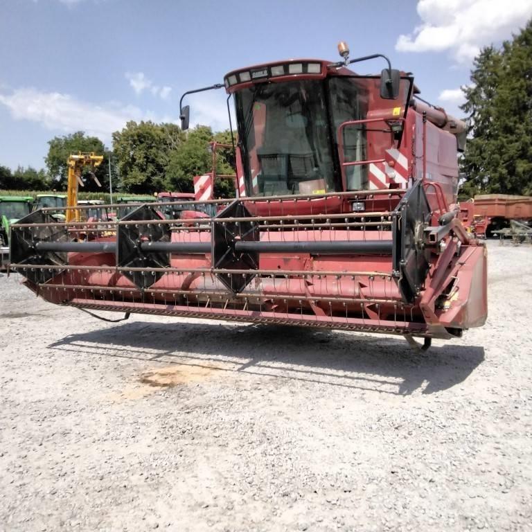 Case IH 2366E Combine de secerat