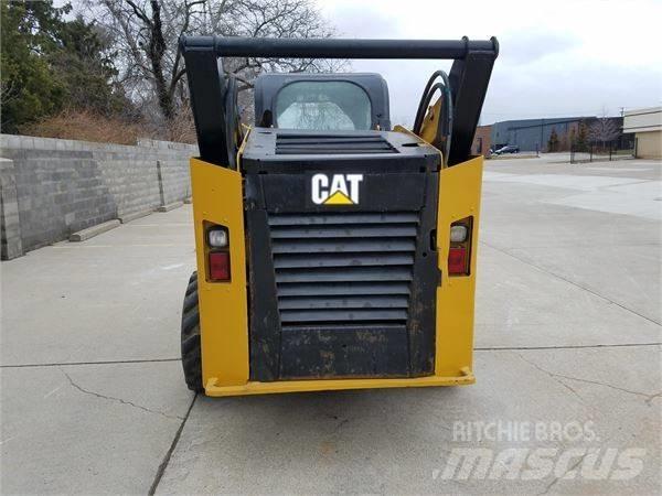 CAT 272 D Mini incarcator