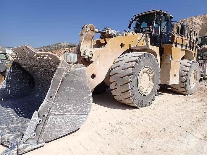 CAT 988K Incarcator pe pneuri
