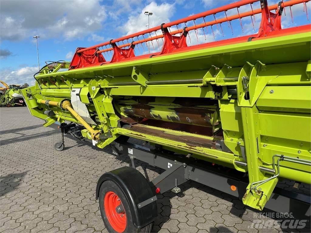 CLAAS Lexion 6800 Combine de secerat