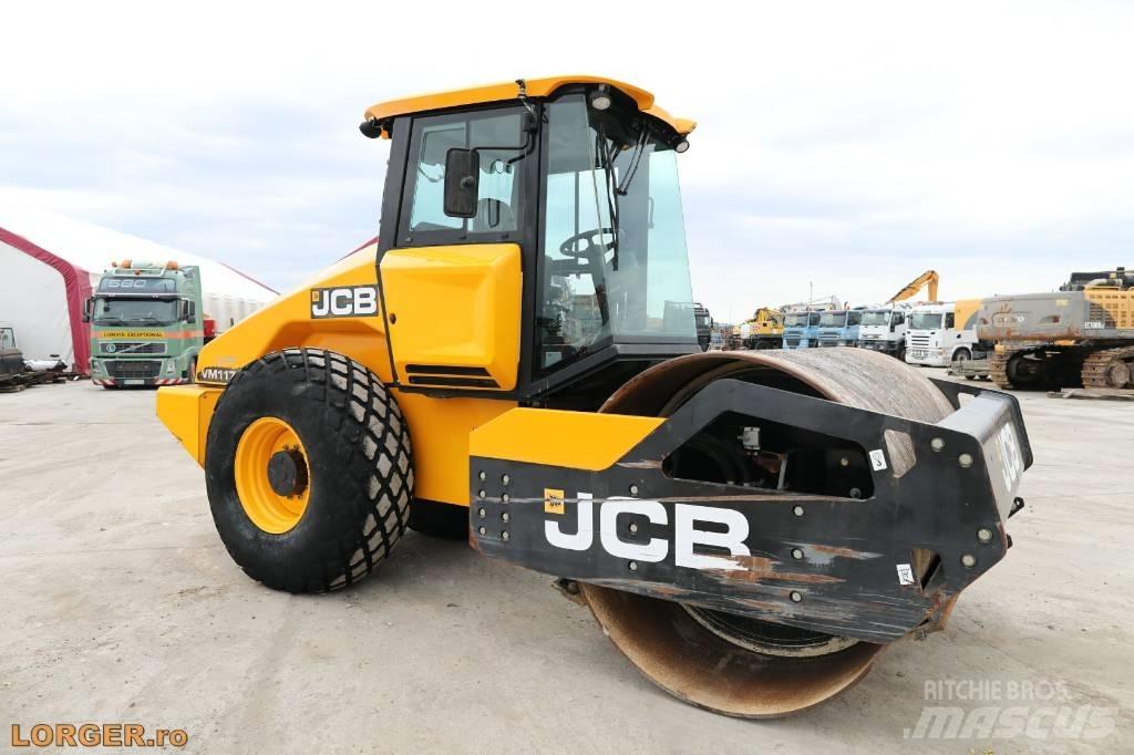 JCB VM 117 Compactoare sol