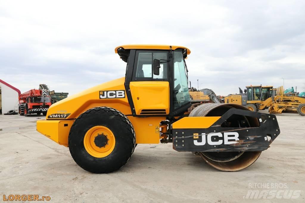 JCB VM 117 Compactoare sol