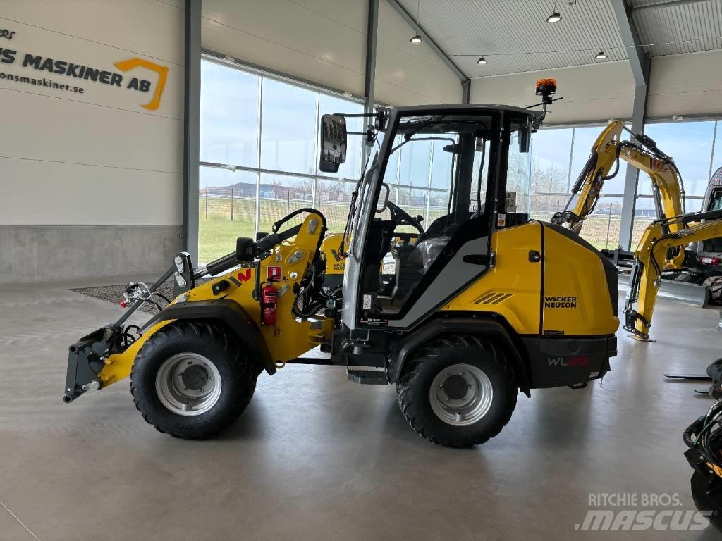 Wacker Neuson WL 28 Incarcator pe pneuri