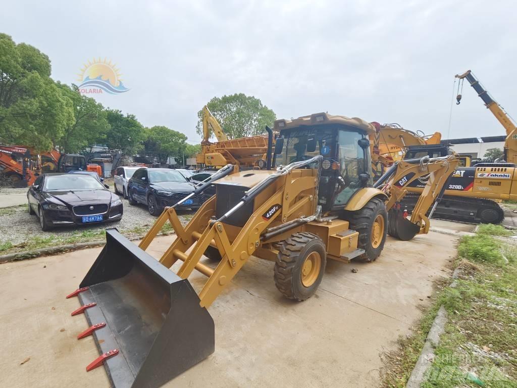 CAT 420F Buldoexcavatoare