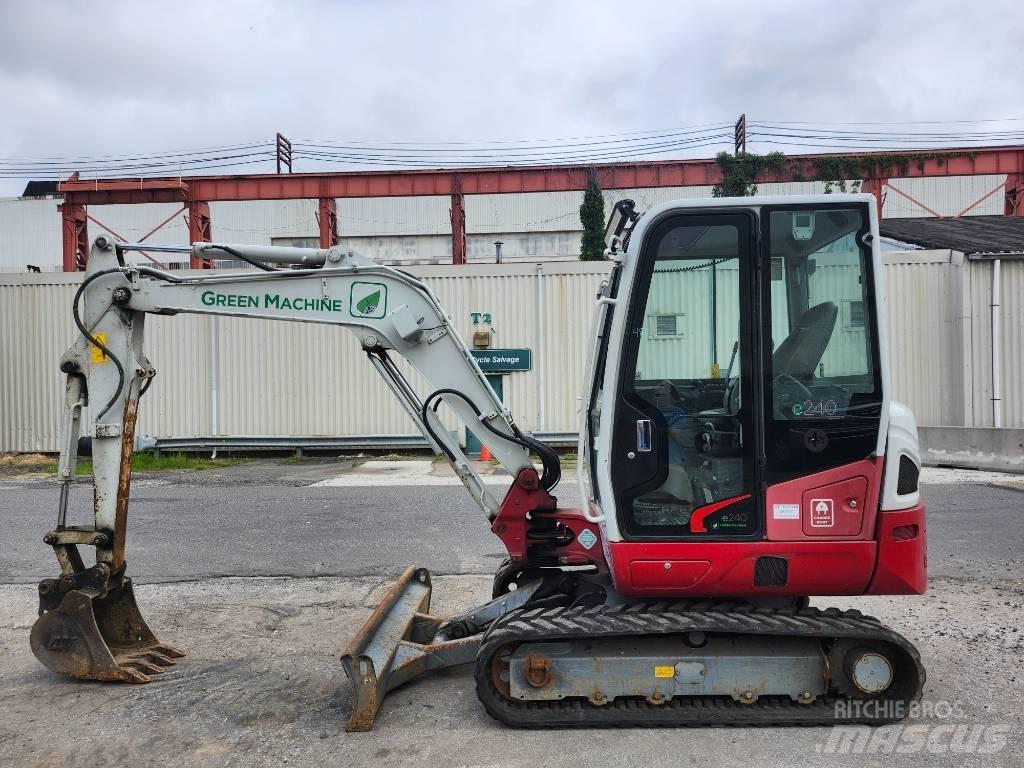 Takeuchi TB 240 Mini excavatoare < 7t
