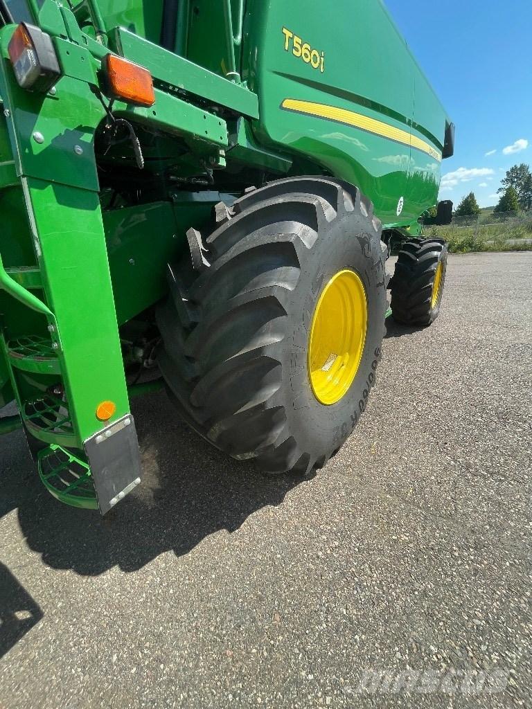 John Deere T 560 i Combine de secerat