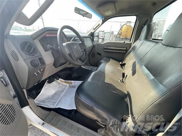Ford F350 SD Utilaje construcții - Altele