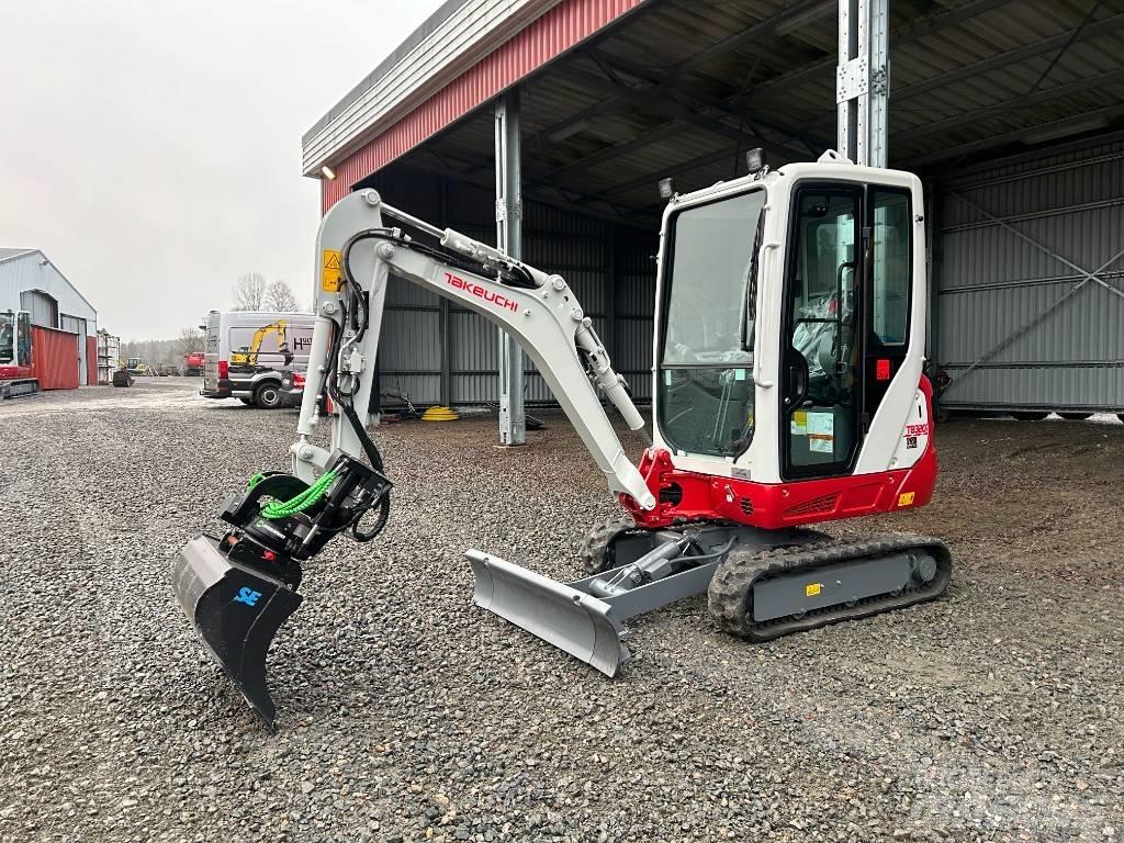 Takeuchi TB320 Mini excavatoare < 7t