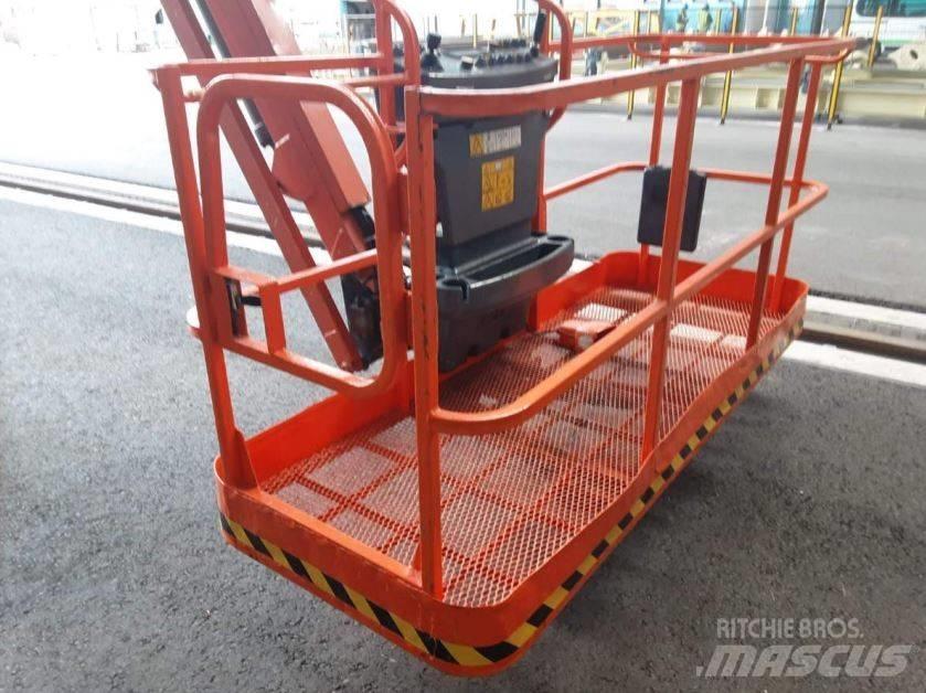 JLG 860 SJ Nacele cu brat telescopic