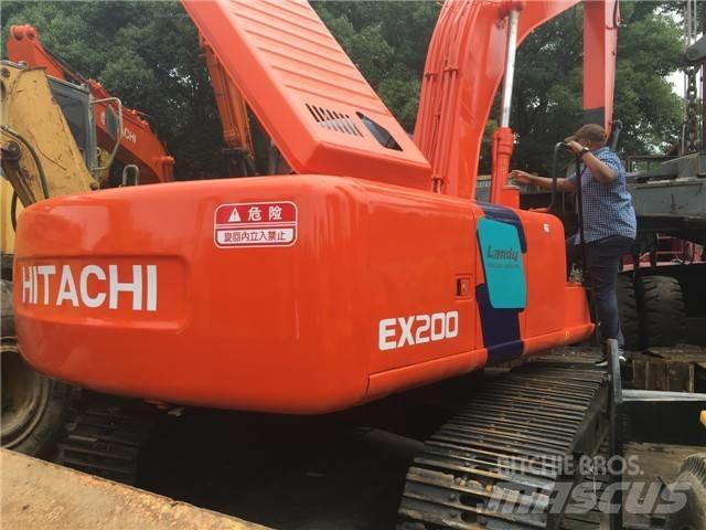 Hitachi EX 200 Excavatoare pe șenile
