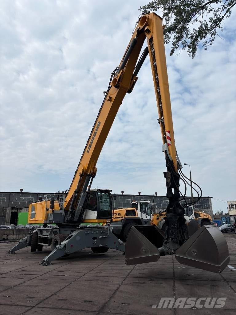 Liebherr LH 40 Port Paleta de manipulare