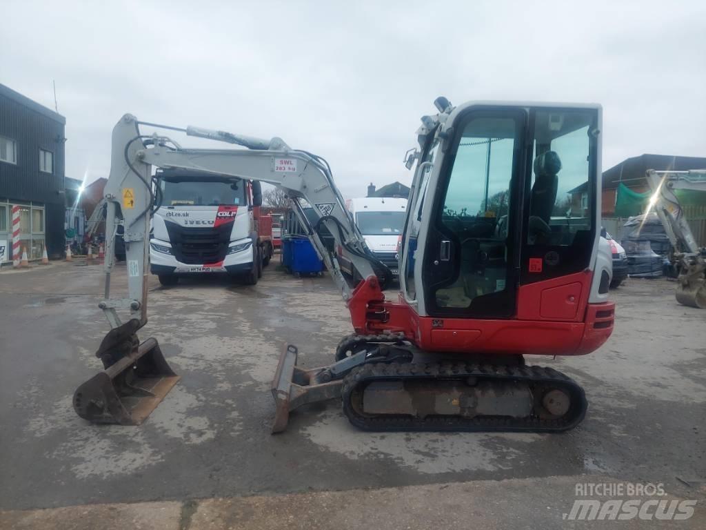Takeuchi TB 230 Mini excavatoare < 7t