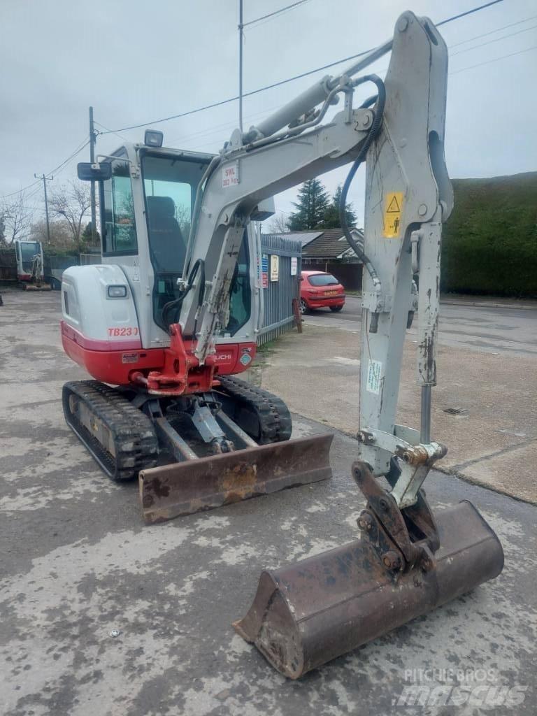 Takeuchi TB 230 Mini excavatoare < 7t