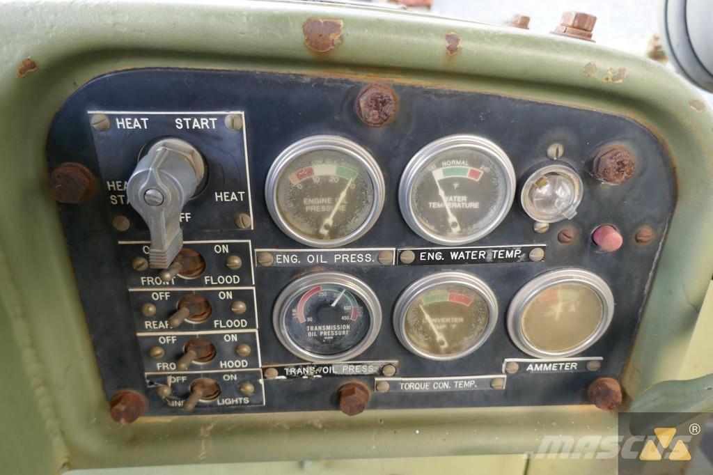 CAT D7F Ex-army Buldozere pe senile