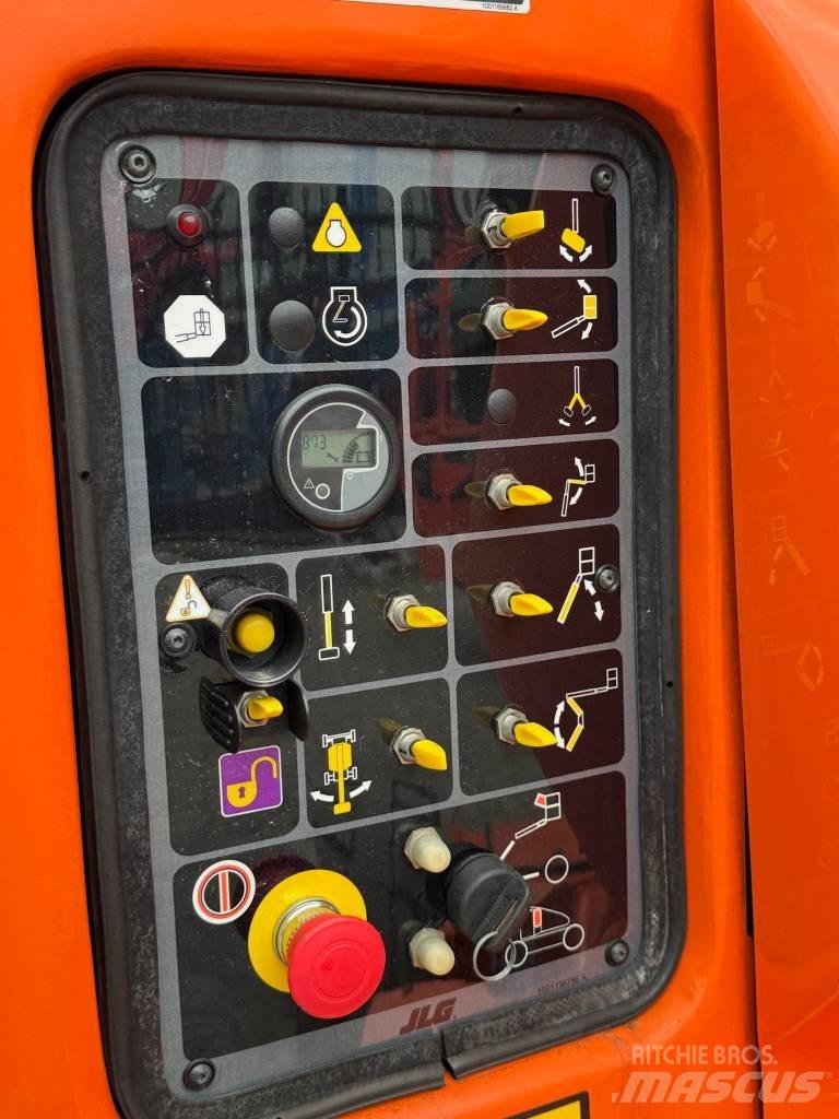 JLG E 450 AJ Nacele cu brat articulat