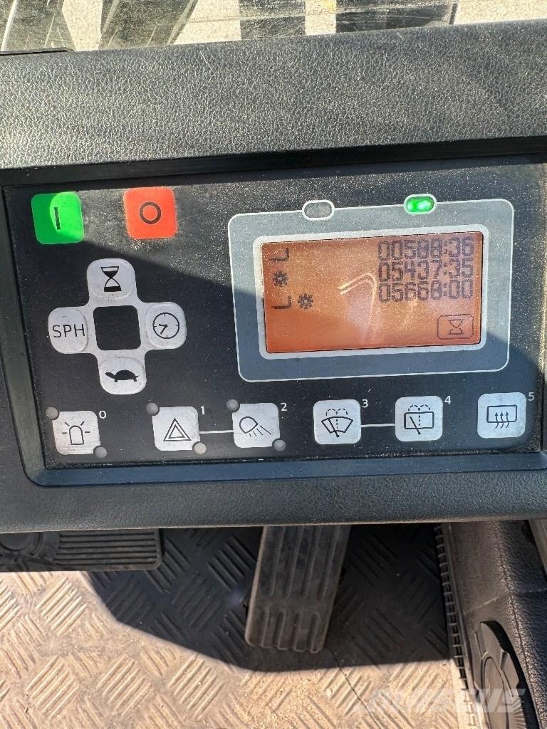 Toyota 8FBMT40 Stivuitor electric