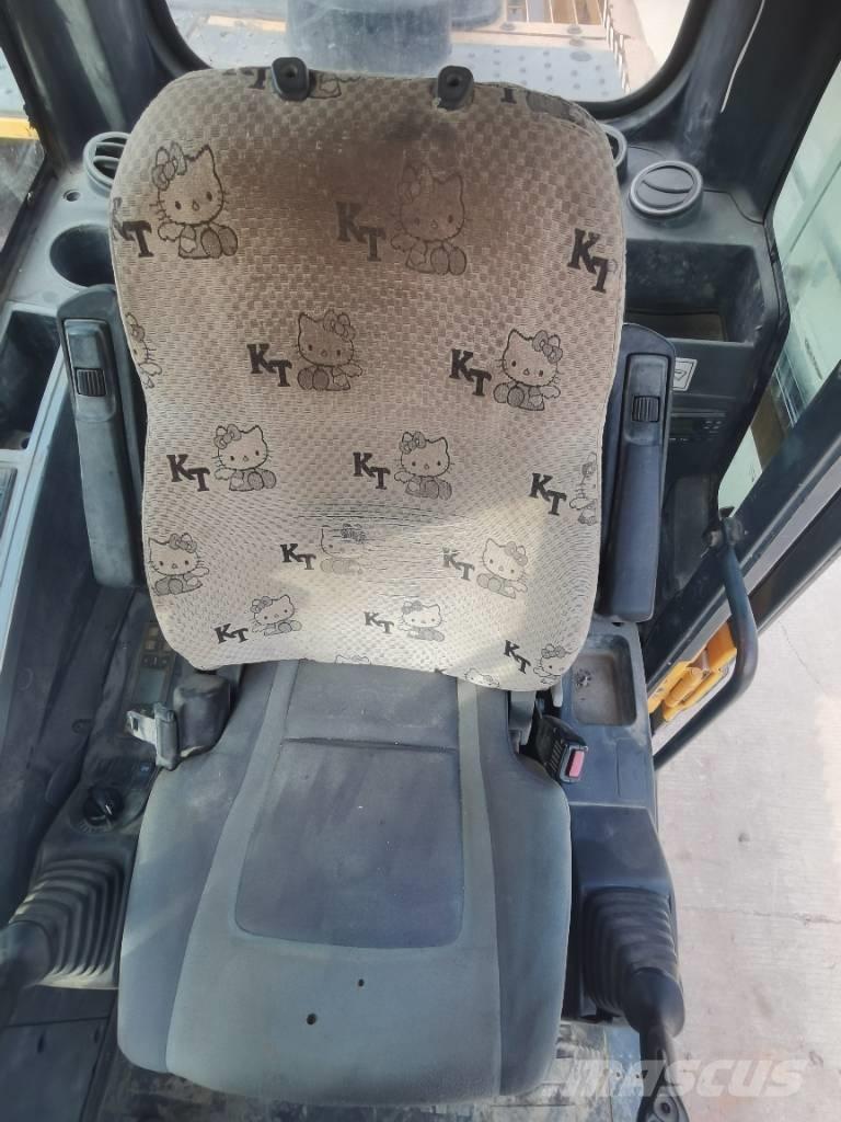 Hyundai R 275LC-9T Excavatoare pe șenile
