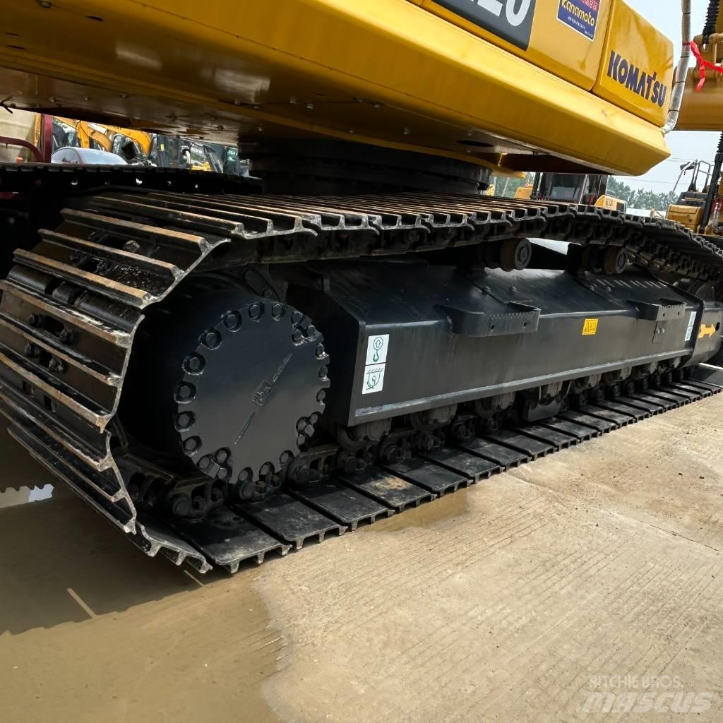 Komatsu 220-8 Excavatoare pe șenile
