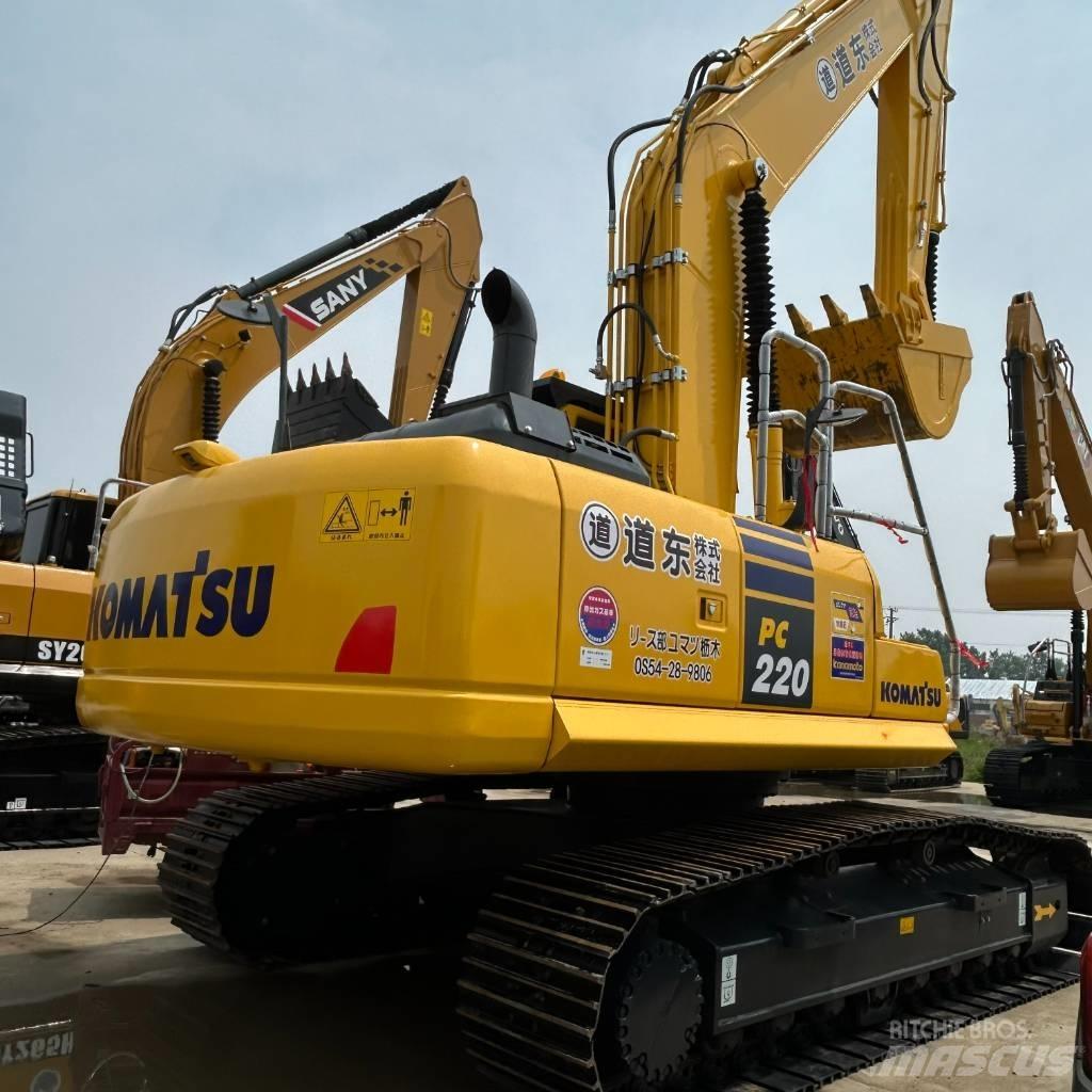 Komatsu 220-8 Excavatoare pe șenile
