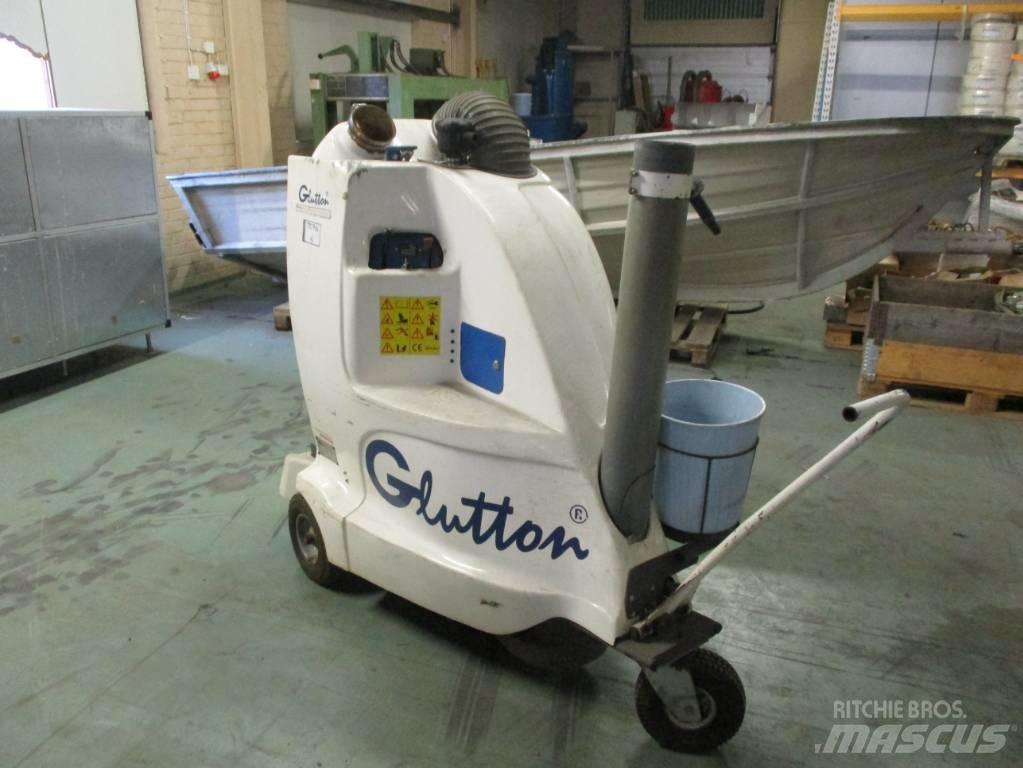 Glutton GLU 248 Utilaje întreţinere terenuri - Altele