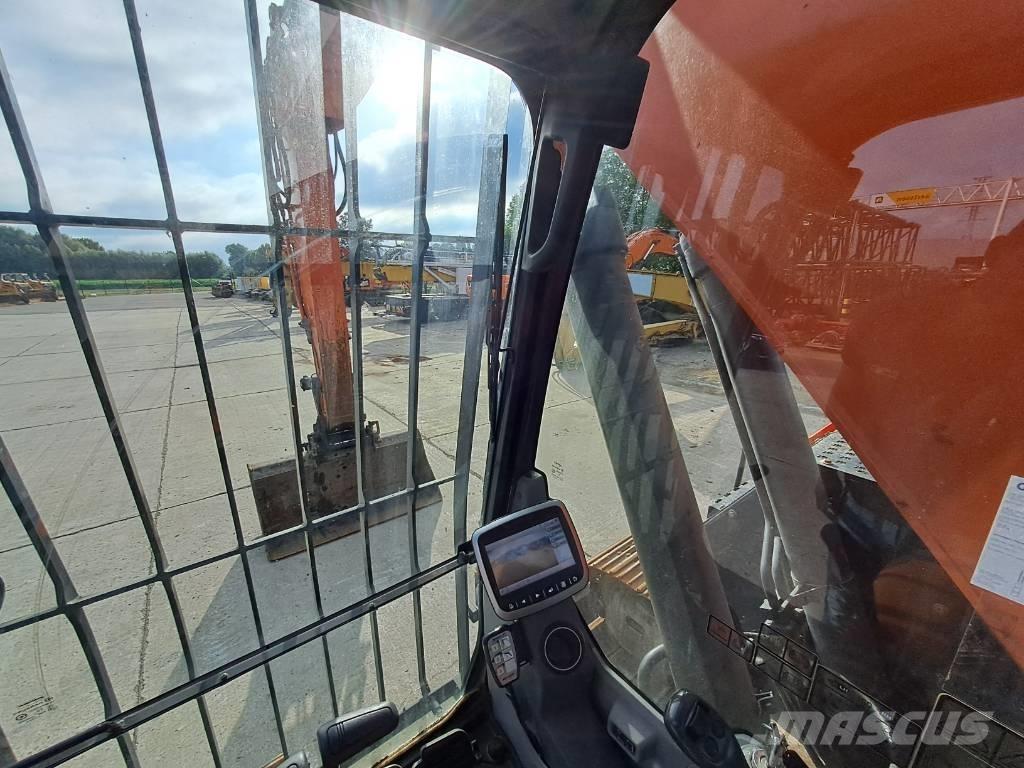 Doosan DX235LCR-5 Excavatoare pe șenile
